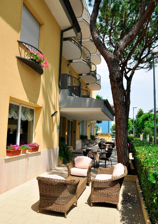 ריצ'יונה Hotel Lugano מראה חיצוני תמונה